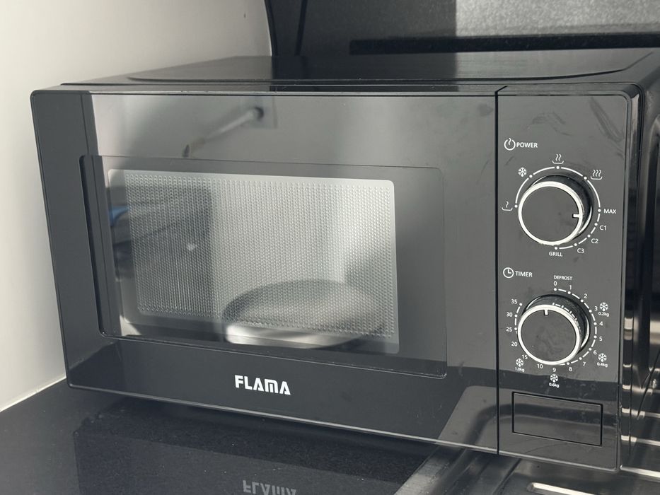 Microondas Flama