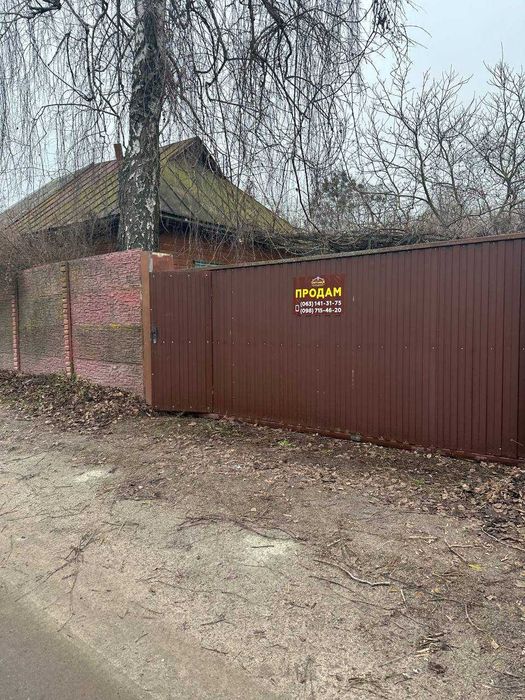 Продається частина будинку в селі Седнів, всього за 140 м до річки!