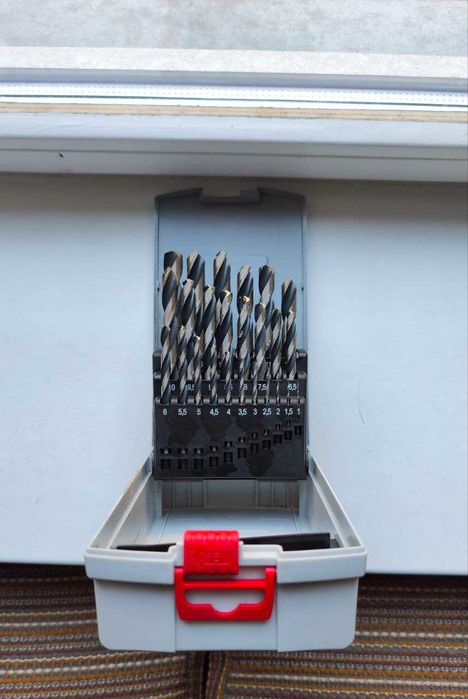 Дрель Bosch EasyImpact 600 (600W)