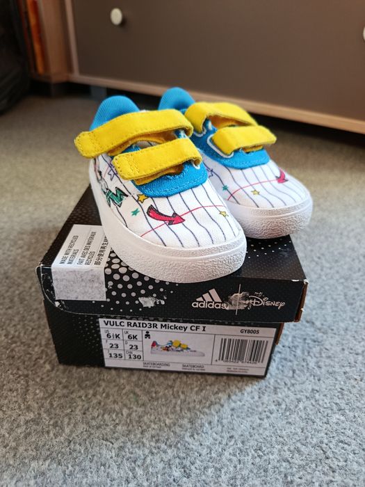 Adidas Disney Myszka Miki trampki dla chłopca 23