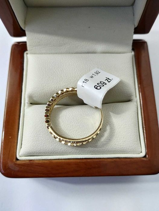 zloty PIERŚCIONEK 1,92G 585