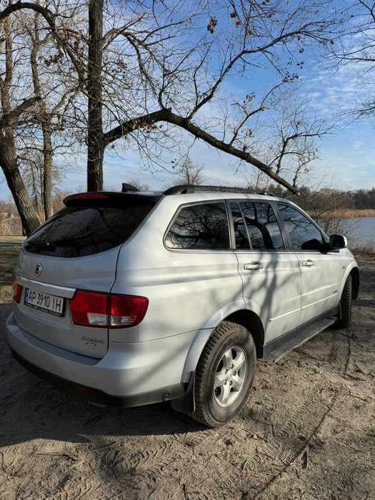 Ssang Yong Kyron 2010 рік 2.3Газ-бензин