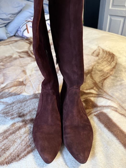 3000. Ботфорди. Розмір 40. Осінь- весна.б/у. Стан ідеальний.