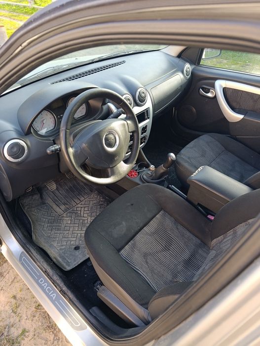 Продається автомобіль dacia logan