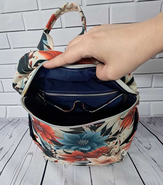 Plecak handmade - szyty z tkaniny wodoodpornej.