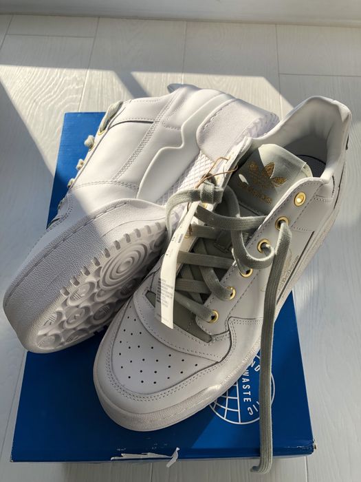 Кроссовки Adidas originals