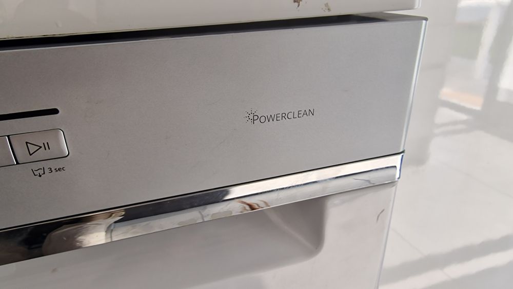 Máquina lavar loiça Whirlpool