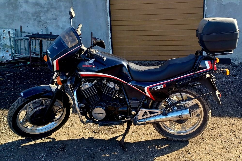 Sprzedam Hondę VT 500 E