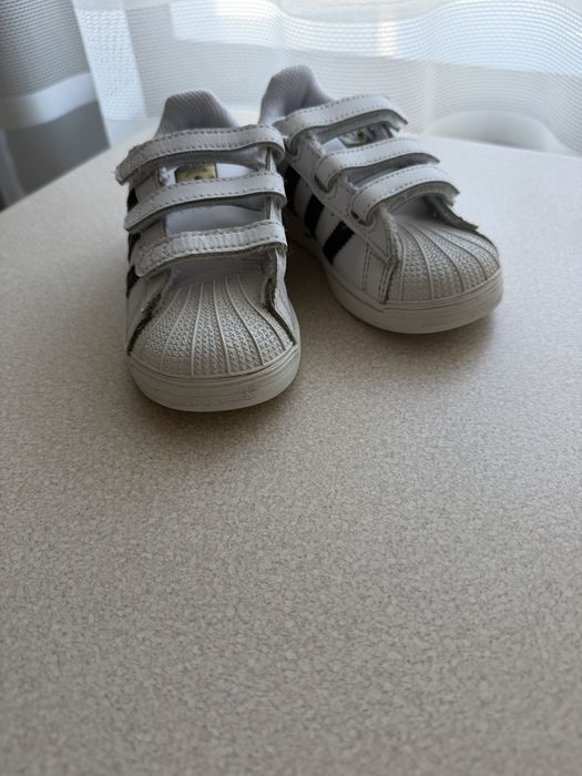 Красовки adidas superstar