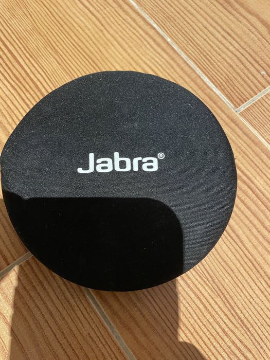 Auriculares e base de conferências Jabra