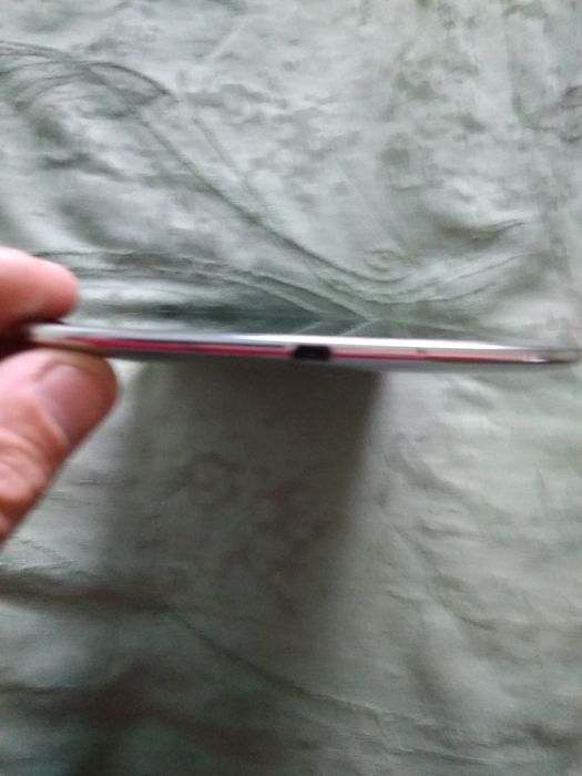 Планшет Lenovo S 5000.