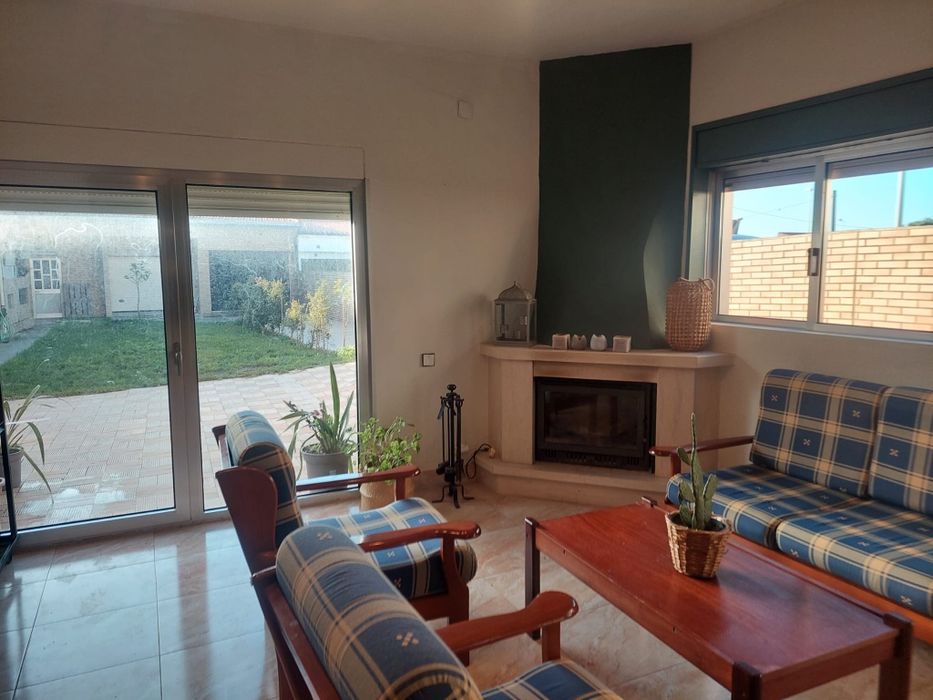 Conjunto de 3 Sofás + mesa