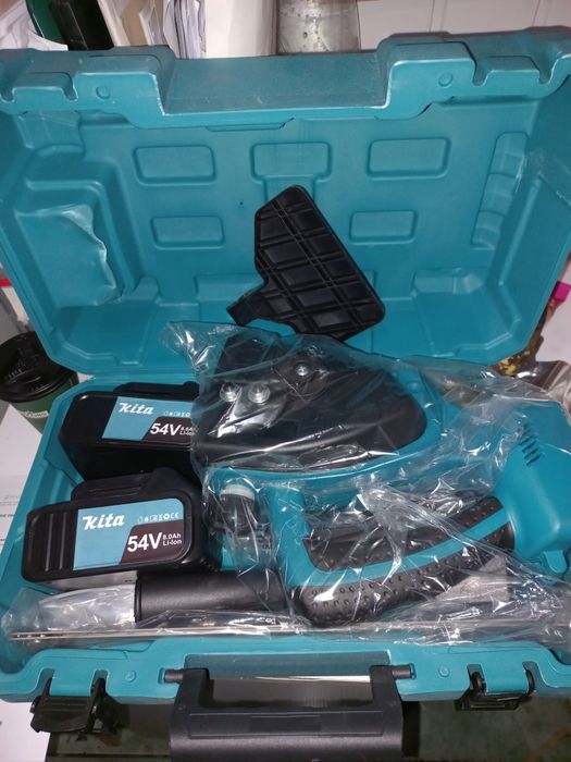 Пила Kita електрична