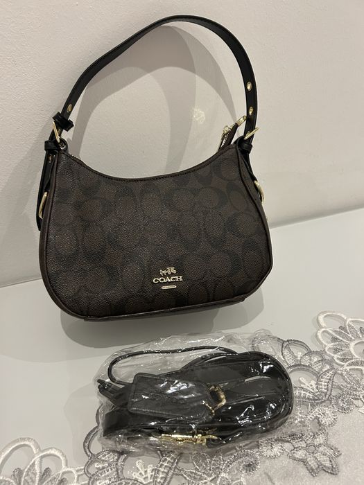 Mala nova com etiqueta