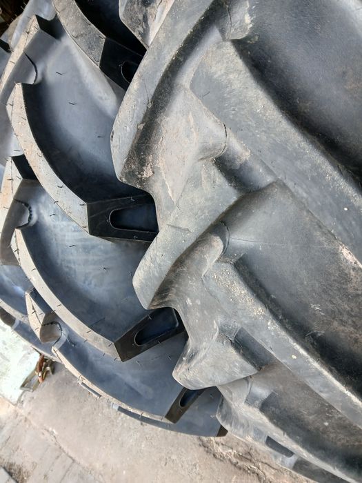 Opony rolnicze Stomil i BKT 14.9 - 28