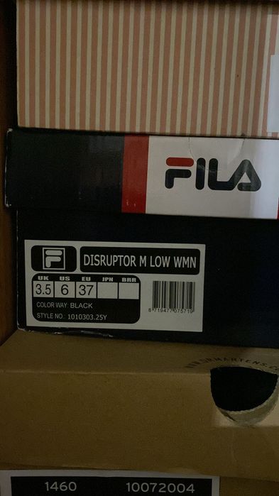 Sapatilhas da Fila em verniz preto