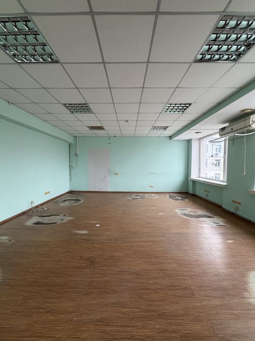 Здам офіс в р-ні Казбет, 127м2, 3й поверх