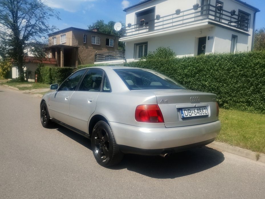 Audi A4 B5 2,6 v6 Super stan