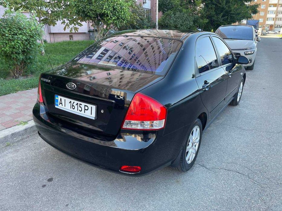 Оренда Kia Cerato 2008 року