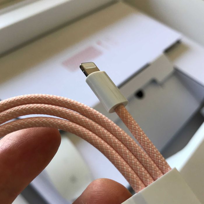 iMac 24" Apple M1 2021 | 16GB RAM | 256GB SSD LARANJA (Como novo)