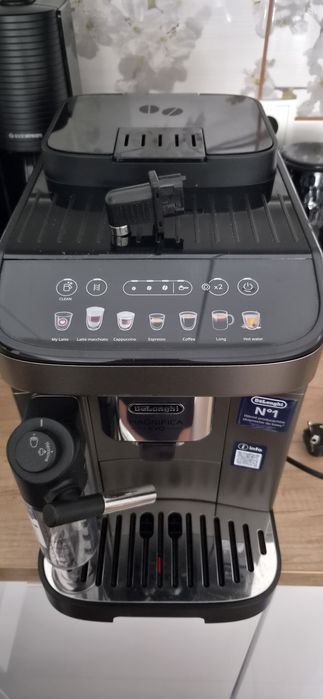 Ekspres DELONGHI Magnifica Evo ECA M290.81.TB Tytanowy +Gratis