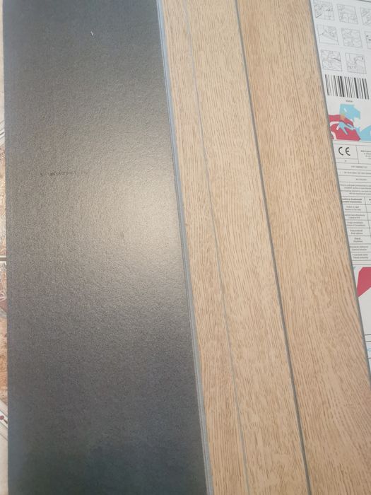 Panele vinylowe dąb