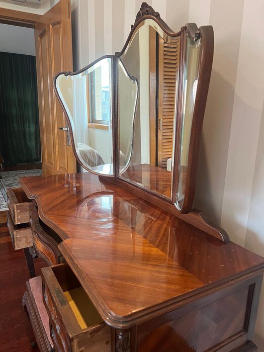 Pechiché / cómoda antiga