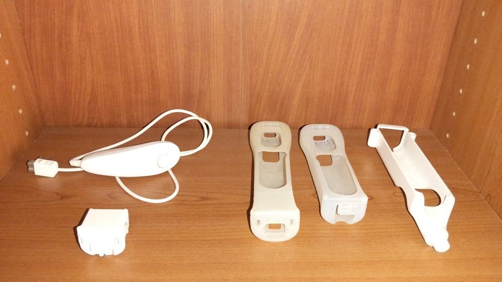 Consola Nintendo Wii Branca + Pack 3 Jogos (SEM COMANDOS)