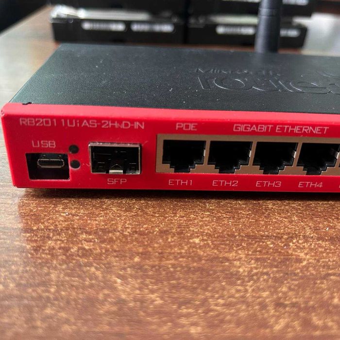 Роутер MikroTik RB2011UiAS-2HnD-IN | 10 портів + SFP