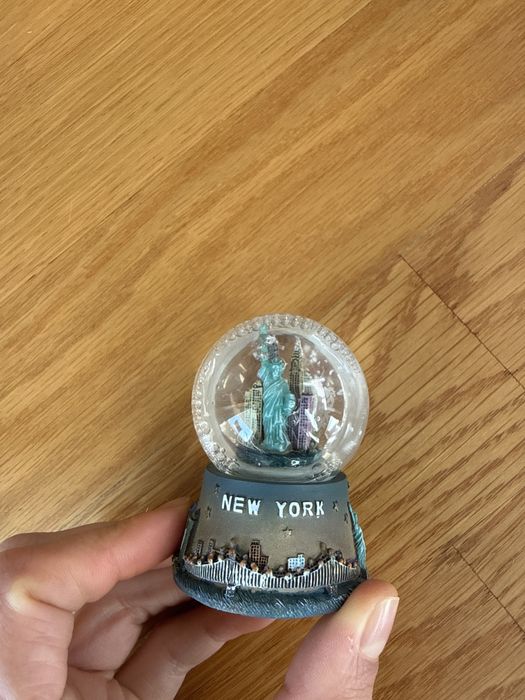 Pisa papeis New York