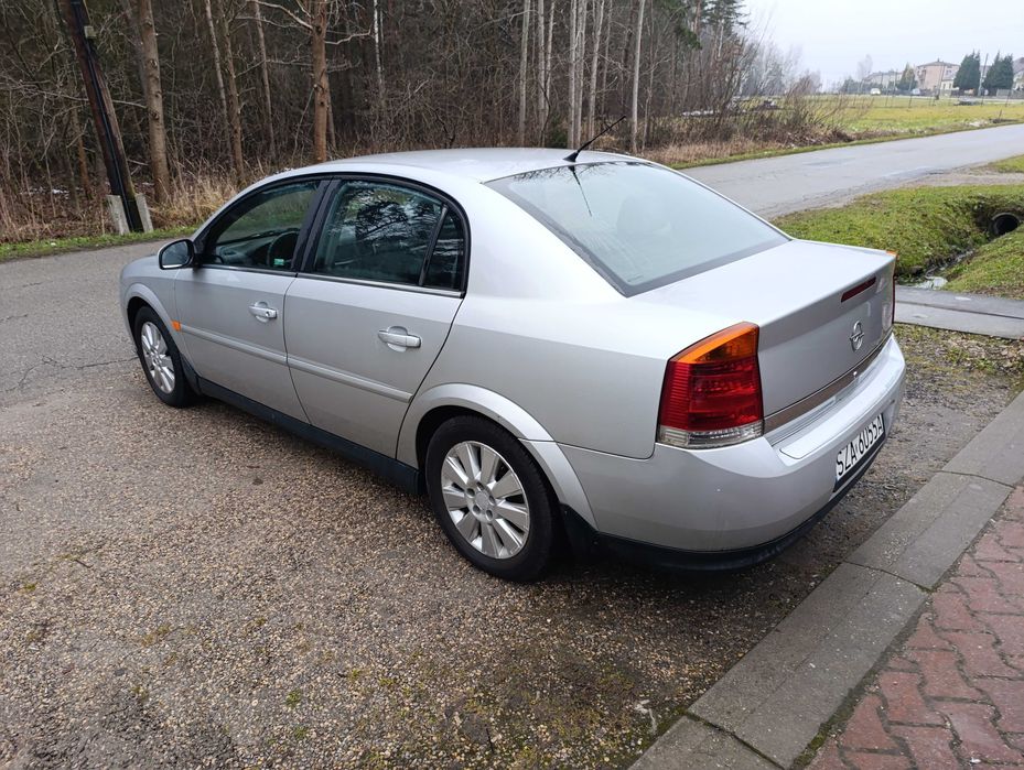 Opel Vectra c rok 2003 1.8 benzyna ważne opłaty