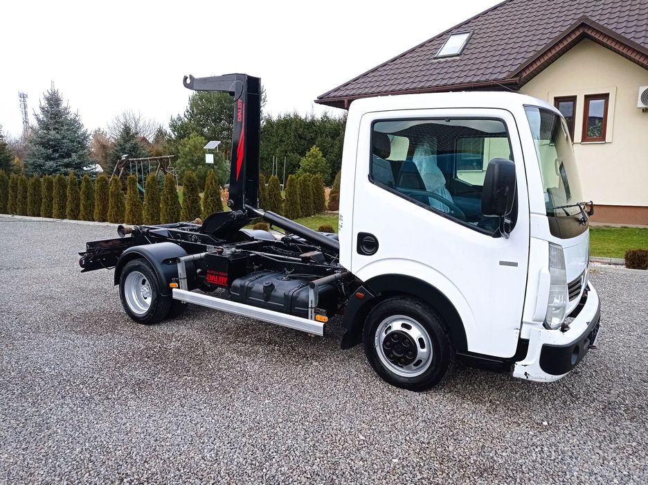 Renault MAXITY 2.5 130 KM HAKOWIEC