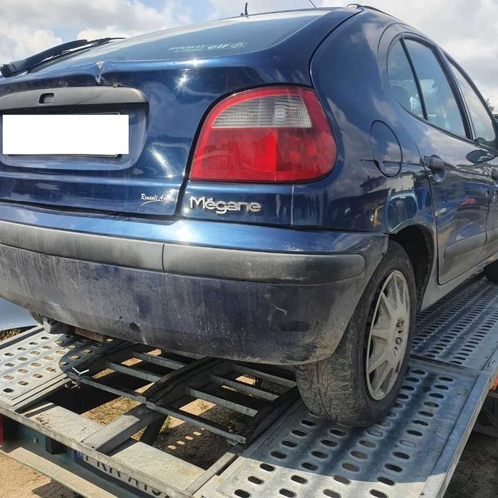 Renault Megane I po lift 1.9 dci niebieski metalik TED44 na części