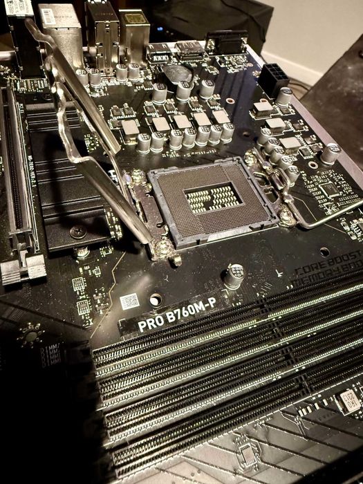 Płyta główna MSI PRO B760M-P LGA1700 DDR5 mATX