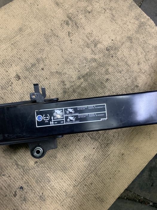 NC700 задний маятник NC750