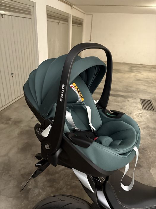 Conjunto Cadeira Pebble 360 Pro + Alcofa Oria Maxi Cosi