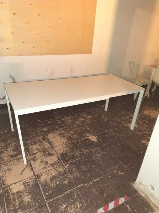 Mesa extensível como nova