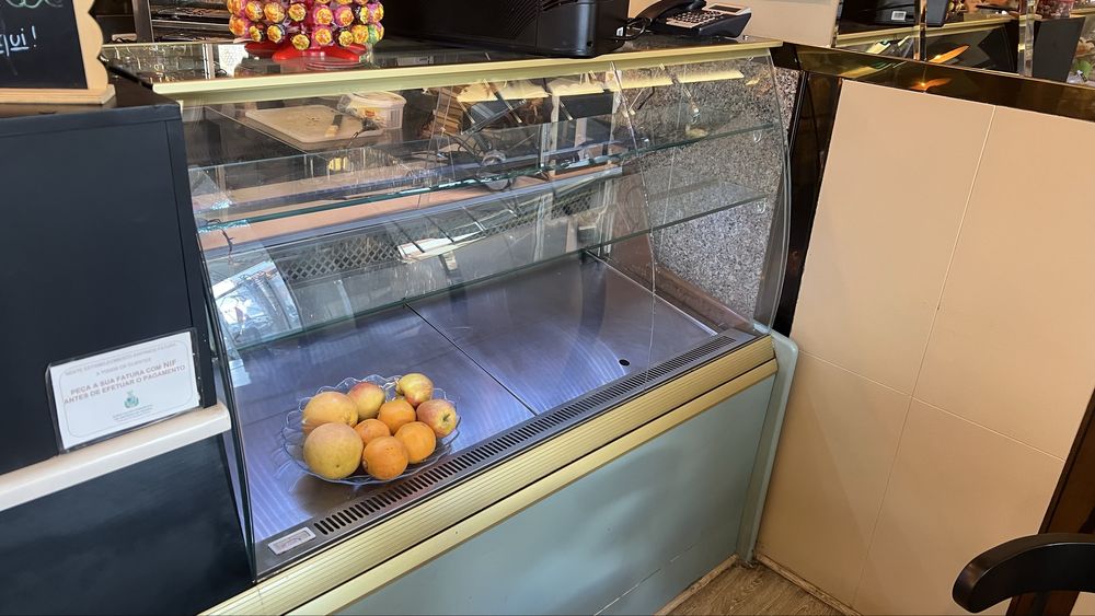 Vitrine refrigerada