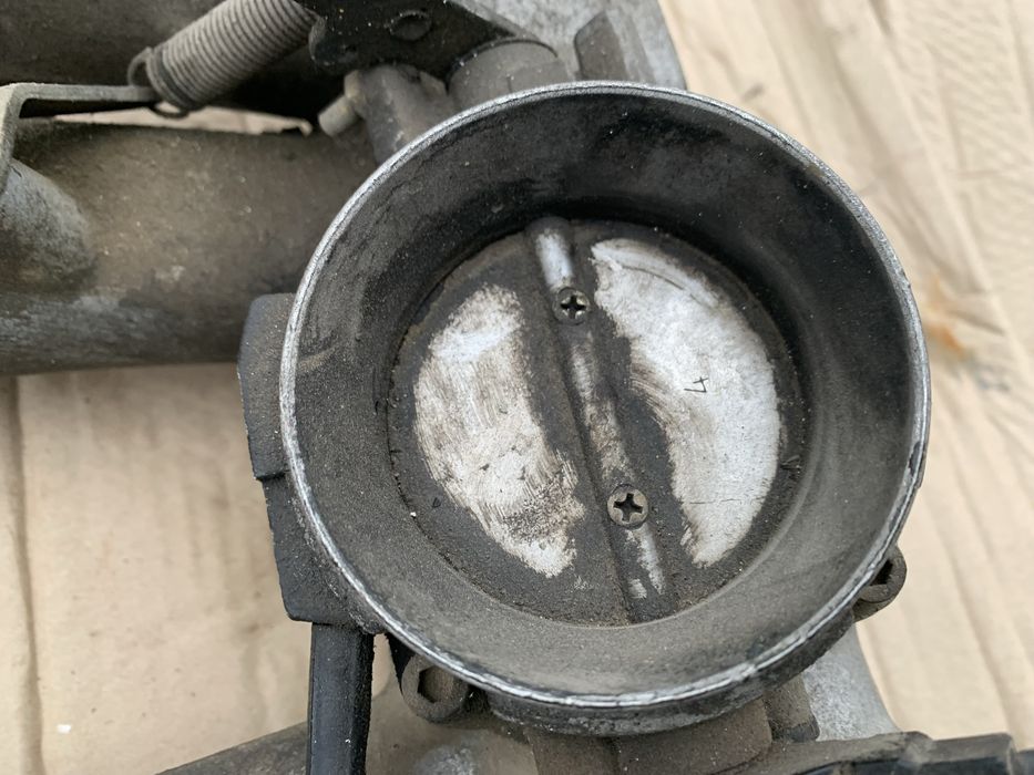 Впускной коллектор Mercedes E-Class W124 (1983-1995) 1031411601