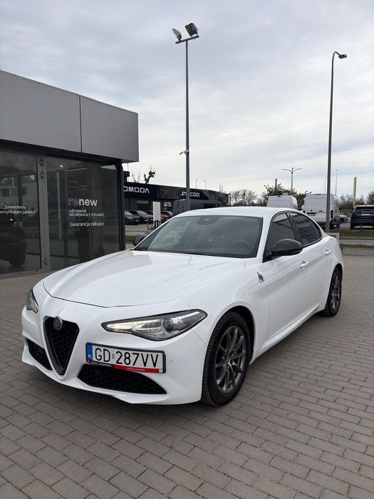 Alfa Romeo Giulia Alfa Romeo Giulia 2.0 200 KM, sedan, POLSKI SALON