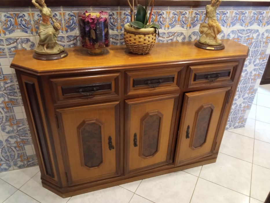 Sapateira em ótimo estado