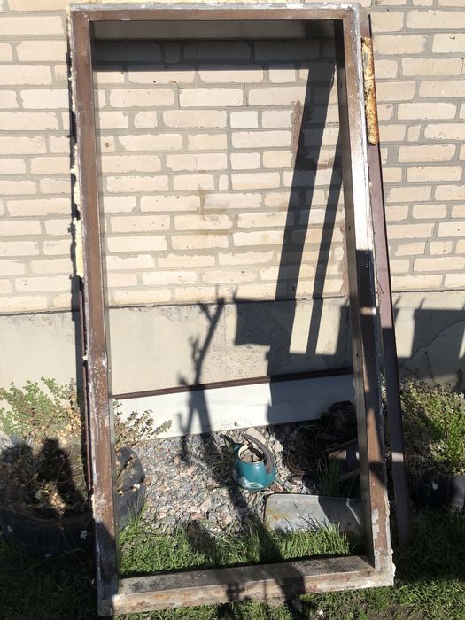 Дверь металлическая бу