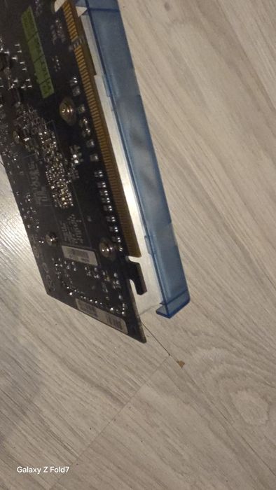 Gigabyte gt220 1gb
