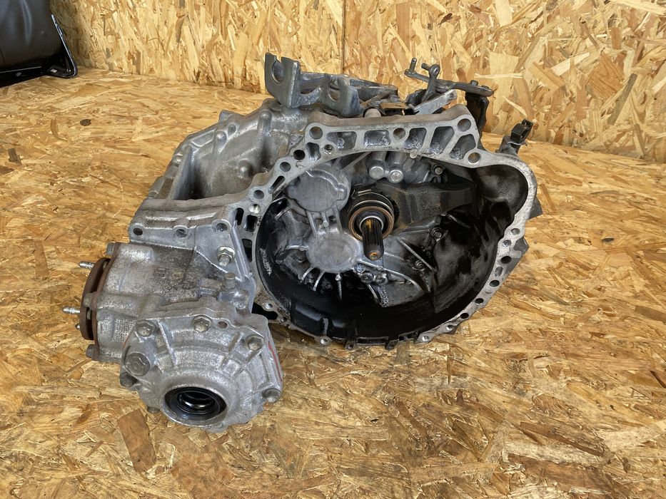 Кпп мкпп коробка передач роздатка Toyota RAV4 2.2 H1L8-F EA64F Тойота