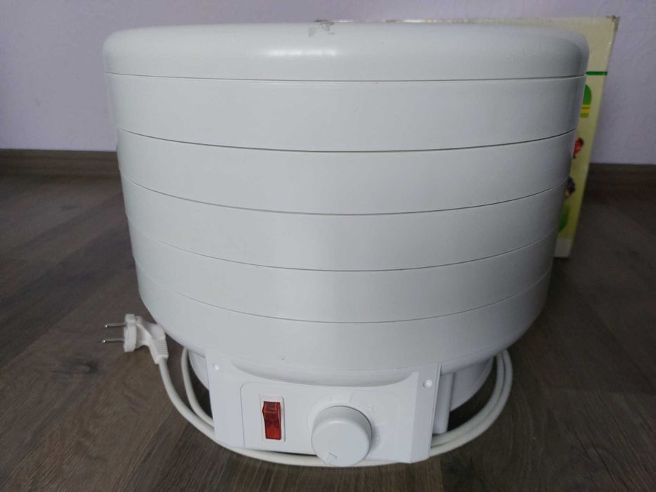 Електросушка БелОМО для фруктів, овочі, грибів і трав