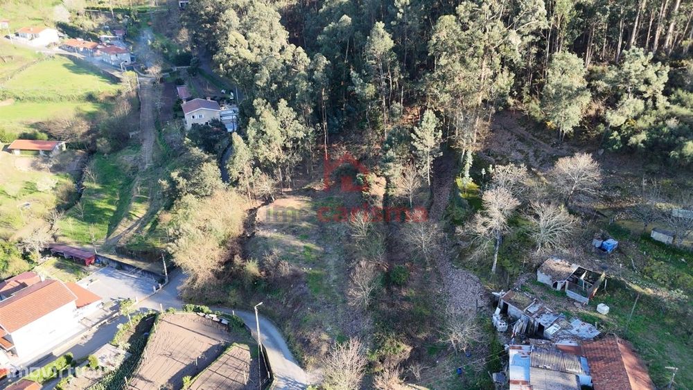Terreno para construção com 1.450m2 em São Mamede de Negrelos, Santo T