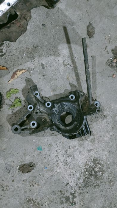 двигатель в сборе и по запчастям Mazda 323f