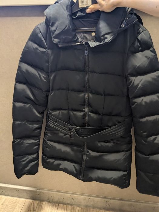 Пуховик куртка на пуху натуральному чорна Zara