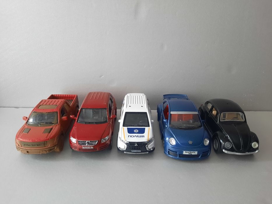 Машинки   дитячі