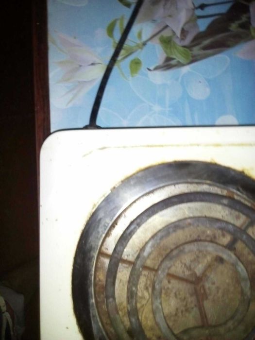 Электропечь для дачи - дома, под ремонт.